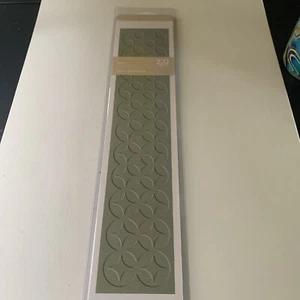 2x12" Border QuicKutz Embossing Folders RETRO DIAMONDS Crafting Emboss - Picture 1 of 3