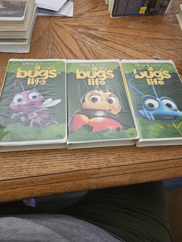 A Bugs Life 3 Movies VHS With 3 Different Covers - Image 1 of 4