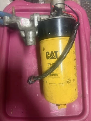 Carcaça do filtro de combustível para 2001-2004 Chevrolet 6.6L Duramax LB7 Diesel Silverado - Imagem 1 de 2