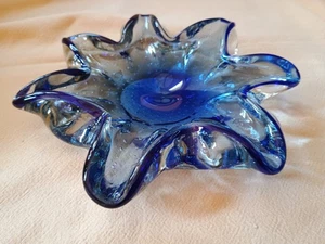 VINTAGE MURANO BLUE GLASS ASHTRAY DISH W/ CONTROLLED BUBBLE DESIGN - Picture 1 of 5