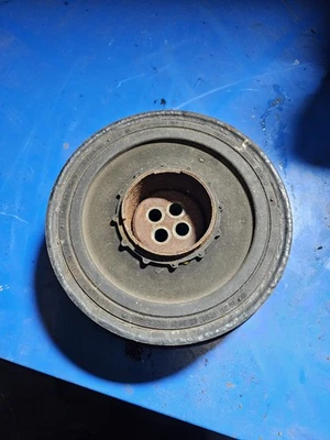 BMW N47 CRANKSHAFT PULLEY 116D 118D 120D 316D 318D 320D 520D E87 E90 F10 F20 F30 - Image 1 of 2