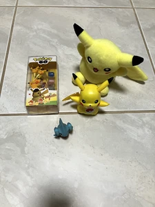 Assorted Pokemon Mini Toys Bundle ~ Very Good Condition - Picture 1 of 1