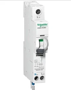 Schneider Electric - RCBO 20A 1P+N C 6kA 30mA Acti9 iC60N 240V Type A/ A9D61820 - Picture 1 of 2
