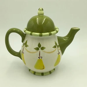 2007 Pyrus Demdaco Green Pear Retired Teapot DISPLAYED ONLY - Picture 1 of 11