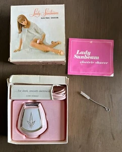 Vintage 1970s Lady Sunbeam Pink Electric Shaver Model LS4D w/box & Extras - Picture 1 of 5
