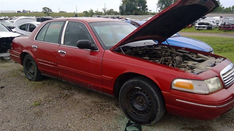 Anillo de tono ABS de acero estampado para 98-02 Lincoln & Town Car 520776 Foto 1 de 4