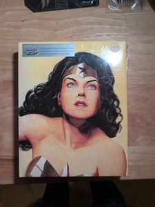 1st Ed  Wonder Woman The Complete History Les Daniels Sealed  - Picture 1 of 3