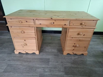 Pine Double Pedestal Desk - Image 1 of 4