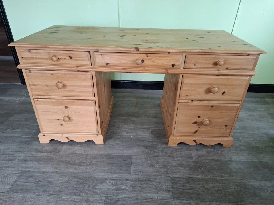 Pine Double Pedestal Desk - Image 1 of 4
