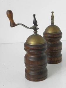 Spargisale e macinapepe legno ottone decapato scuro - Foto 1 di 6
