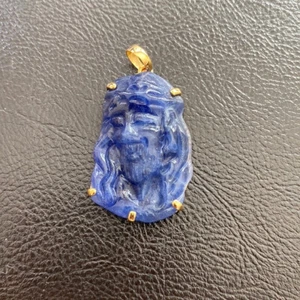Dije Colgante Cabeza de Cristo Sodalita tallado en oro liso real de 14K - Imagen 1 de 11