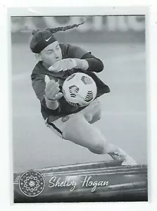 2021 PARKSIDE NWSL VOLUME 2 BIANCO E NERO #237 SHELBY HOGAN PORTLAND THORNS FC - Foto 1 di 1