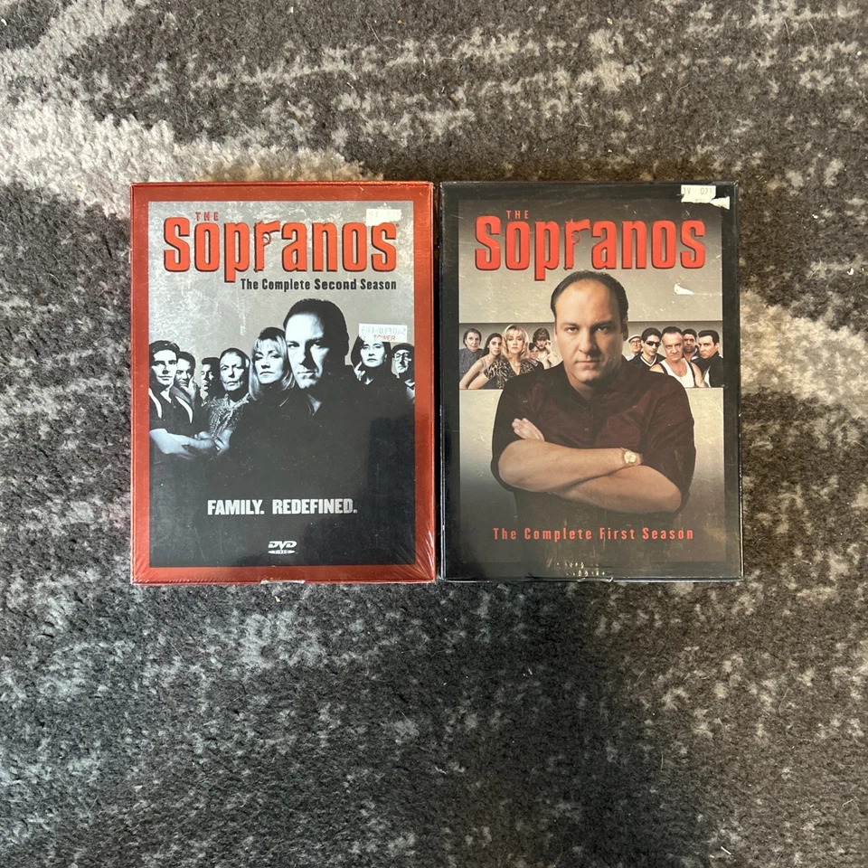 Клан Сопрано запечатанный лот DVD первый и второй сезоны - Изображение 1 из 1