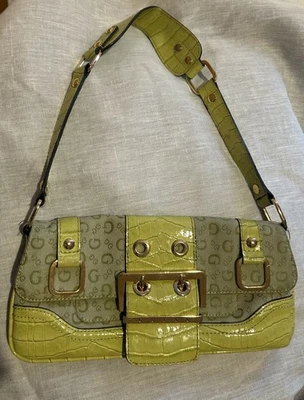 guess rare vintage monogram green shoulder bag - Image 1 of 4