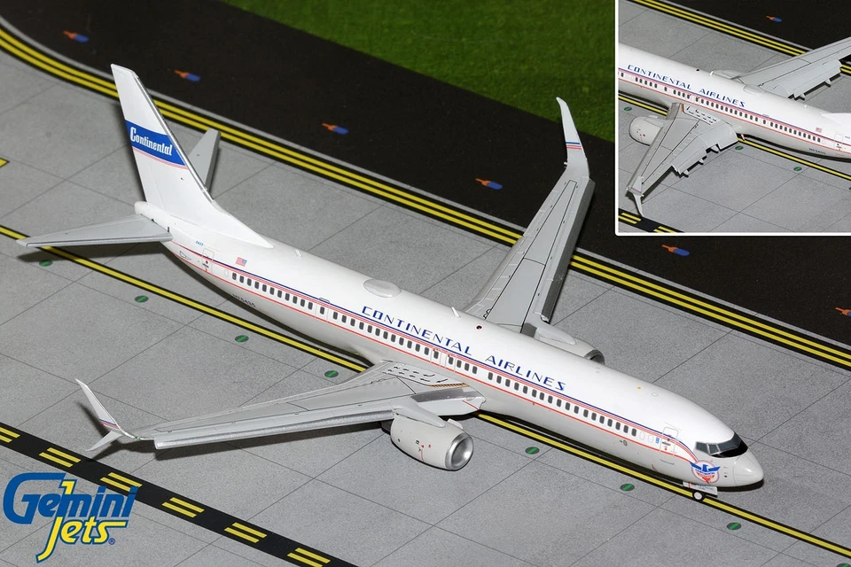 United 737-900ER Continental Retro Flaps Down G2UAL1407F Gemini Jets Scale 1:200 - Image 1 of 1