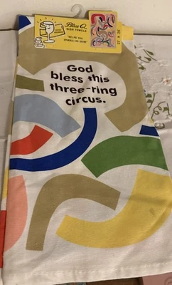 Toalla de plato Q azul nueva con etiquetas "Dios bendiga este circo de tres anillos" algodón colores brillantes Foto 1 de 2