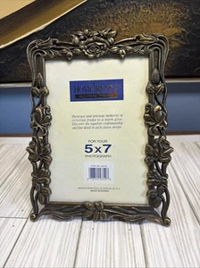 Home trends Victorian Metal Frame 5x7 Antiqued Gold Bronze Finish Roses Vines - Picture 1 of 7