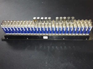 Lote de 26 módulos de conector de video doble Canare DVJA-W 75 ohmios con trompetista 10 TNA1-1-75 - Imagen 1 de 5