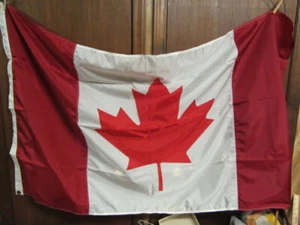 Bandera de nailon TH3 de Canadá 3 por 5 - Imagen 1 de 1