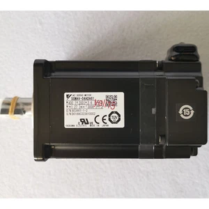 1PC Used Servo motor SGMAV-04ADA61 Fast Delivery #T4 - Bild 1 von 4