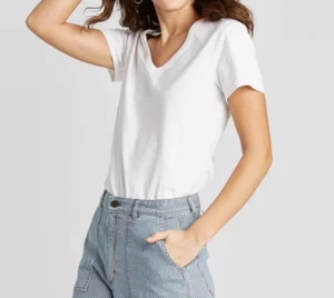Universal Thread Women's Short Sleeve V Neck T Shirt White Size XS - Picture 1 of 6