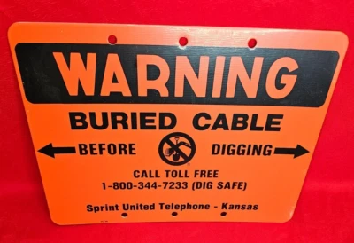 Vintage NOS WARNING BURIED CABLE ENAMELED METAL SIGN 9" X 12". PERFECT. BIN - Image 1 of 4