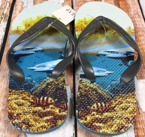 Gap Kids Boys 1 / 2 Flip Flop Sandals. Ocean Shark Flip Flop Sandals. Nwt - Picture 1 of 3