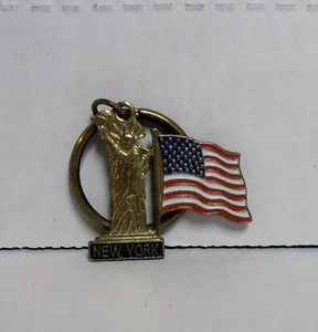 New York, Flag, Statue Of Liberty, Metal Keychain Brass Finish, BRAND NEW - Picture 1 of 1