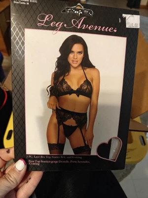 CS11-Leg Avenue 81631 Medium 3 Pc. Lace Bra Top, Garter Belt, And G-String Black - Image 1 of 3