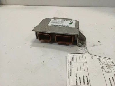 95910-B8880 SRS Control Module from 2017 Hyundai SANTA FE 12091615 - Image 1 of 4