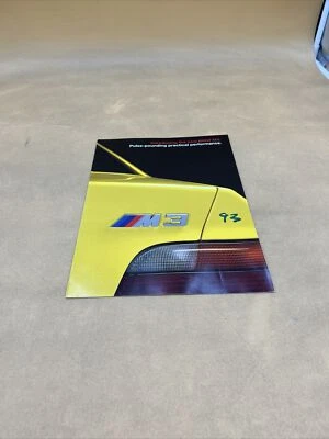 BMW M3 1993 NUEVO CONCESIONARIO SALA DE EXPOSICIÓN VENTAS FOLLETO GUÍA CATÁLOGO Foto 1 de 4