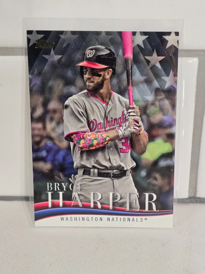 2018 Topps Update Inserts (+Parallels) and #US1-330 Rainbow & Gold Parallels - Image 1 of 1
