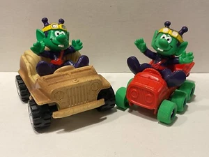 Astro Sniks 2 x Figur Bully West Germany Snik im Jeep + Spacemobil schönes Set - Bild 1 von 9