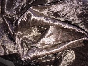 3.12mx1.50m wide of golden crushed velvet fabric - Picture 1 of 4