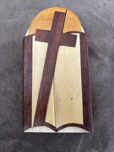 Carver Dan's Cross & Bible - Hand Carved Wooden Puzzle-with Keepsake Box - Picture 1 of 10