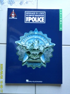 POLICÍA GUITARRA TAB / TABLATURA / MENSAJE EN UNA CAJA VOLUMEN 3 CANCIONERO NUEVO TABLA RARA - Imagen 1 de 1