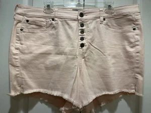 Torrid Coral High Rise Button Fly Stretch Cutoff Jean Shorts Plus Size 18 NEW! - Picture 1 of 5