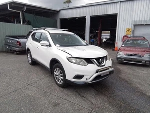 NISSAN XTRAIL T32 03/2014-07/2022 GLOVE BOX - Picture 1 of 11