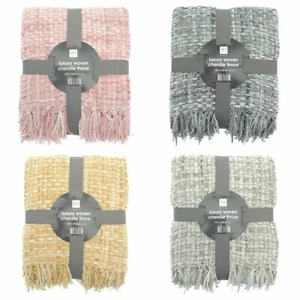COUNTRY CLUB Woven Chenille Throw Blanket 127 cm x 152 cm - Picture 1 of 7