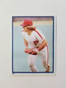 PETE ROSE 1983 TOPPS BASEBALL STICKER #272 PHILADELPHIA PHILLIES - Picture 1 of 2