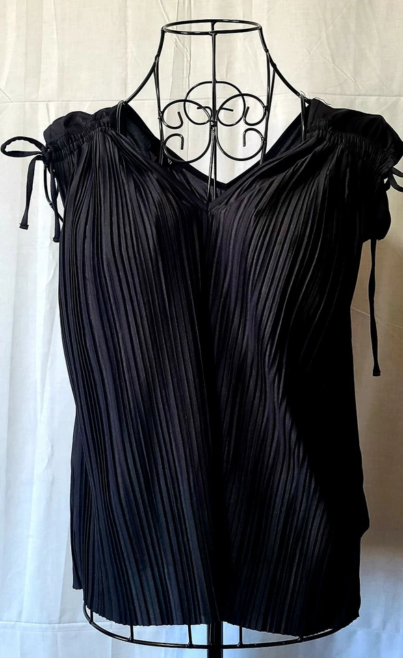 Alfani Women's Pleated Ruched Tie Sleeve Blouse Top V Neck Black Size PS T23-498