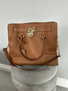 MICHAEL KORS HAMILTON TAN BROWN LEATHER PADLOCK TOTE SHOULDER GOLD CHAIN BAG - Picture 1 of 7