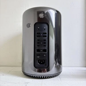 Apple Mac Pro Late 2013, 3,5GHz 6-Core, D500, 256GB SSD, 32GB DDR3 *(Einheit 2018) - Bild 1 von 8