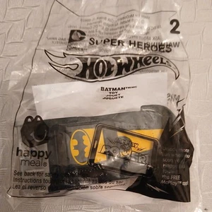 BATMAN DC SUPER HEROES-2016 Hot Wheels/McDonald's Happy Meal Toy #2 DC Comics - Picture 1 of 4