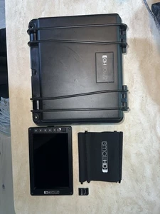 SmallHD 702 Oled With Hard Case, Lens Hood, And Sd Card - Picture 1 of 3