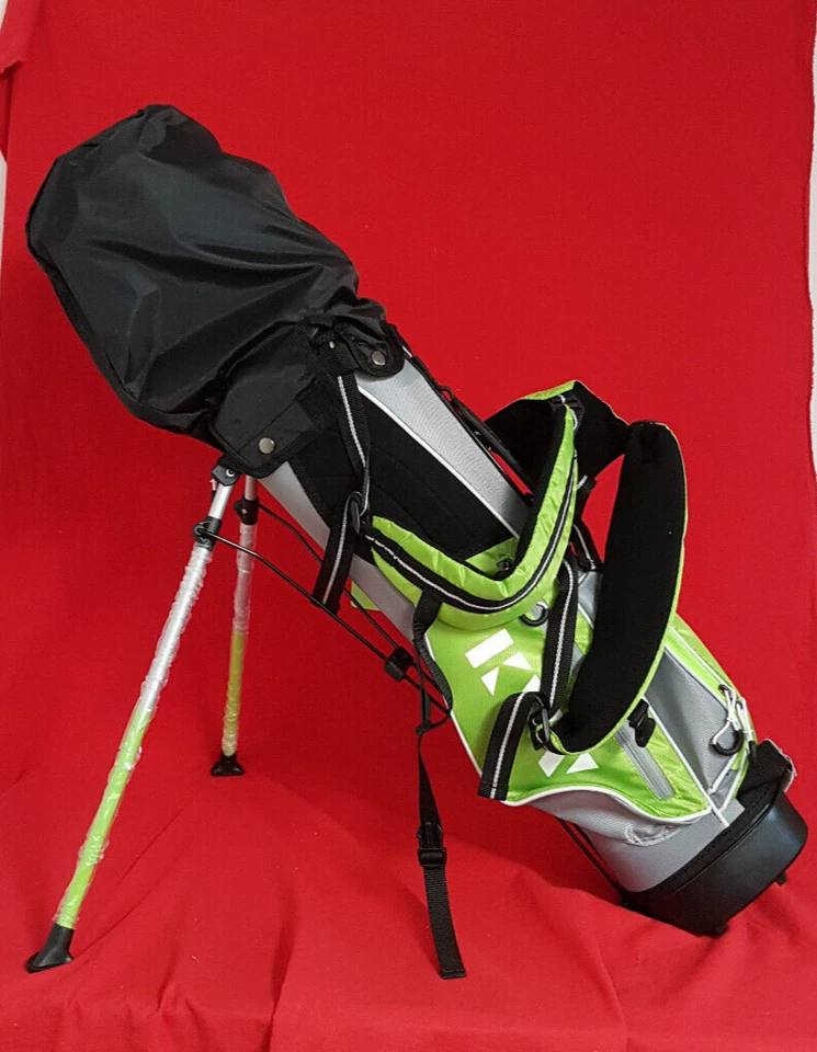 KVV Junior Golf Club Set. Stand Bag, Cover, Driver, 7 Iron, Wedge & Putter. - Image 1 of 4