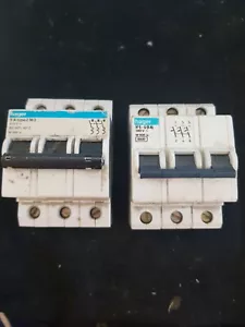 HAGER M306 5A TYP 2 M3 3 POLIG M806 NO6-U(5A) 3P DREIFACH SCHUTZSCHALTER - Bild 1 von 6
