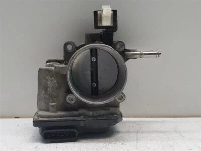 2015 Toyota RAV4 Throttle Body Throttle Valve Assembly 2.5L    - Image 1 of 4