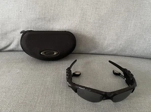 OAKLEY Thump 1.5 Matte Black with Grey Len MP3 256 MB + Case UNTESTED RARE Black - Picture 1 of 16