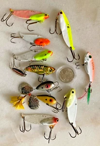 LOT 10 FISHING LURES SONAR STYE BLADE BAITS MANN’S LIL GEORGE TAIL SPINNER METAL - Picture 1 of 9